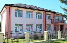 Copiii din localitatea Dumbrăvița încep, cursurile în clădire nouă! - FOTO