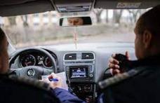 Oprit pentru viteză și anchetat pentru alcool