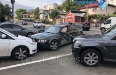 Accident! Impact violent între două mașini pe strada Spiru Haret din Dorohoi - FOTO