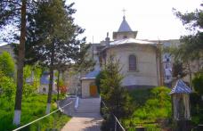 „Sfânta Cuvioasă Parascheva” Dorohoi vă invită la slujbele dedicate hramului bisericii