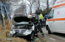 Au plecat să stingă un incendiu dar au avut parte și de un accident rutier - FOTO
