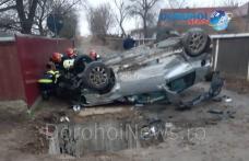 Accident la Carasa! O mașină s-a răsturnat pe carosabil - FOTO