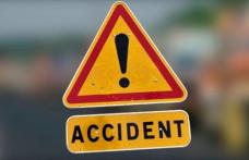 Accident produs de un tânăr în stare de ebrietate. Doi pasageri împreună cu șoferul au ajuns la spital