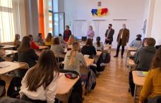 Întâlnire impresionantă și inspirațională la Colegiul Național „Grigore Ghica” Dorohoi - FOTO