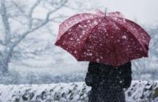 Atenție! Meteorologii au emis o informare de ninsori și intensificări ale vântului