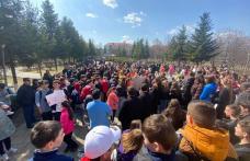 Elevi ai Colegiului Național „Grigore Ghica” Dorohoi, voluntari în cadrul evenimentului internațional „Marșul pentru Viață” - FOTO
