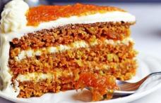 Tort cu morcovi și banane