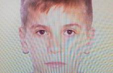 Tânăr de 17 ani căutat de polițiști după ce a fost dat dispărut de familie