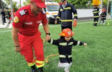 Pompierii botoșăneni, prietenii copiilor - FOTO