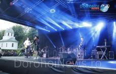 Concert ca vârstă a jocului. Spiritul Zilei Copilului oferit de tinerii dorohoieni - FOTO