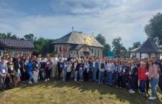 Întâlnirea tinerilor din Protopopiatul Darabani - FOTO
