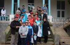 „Să aducem spiritul Crăciunului” Activitate de voluntariat desfăşurată de S.A.M.  „Ion Pillat” la Unitatea de Asistenţă Medico-Socială Suharău