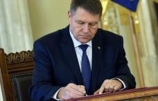 Iohannis a promulgat legea pentru modificarea și completarea Codului Muncii și a Codului Administrativ