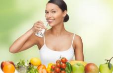 O rețetă simplă de smoothie cu care îți poți curăța rapid colonul 