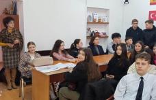 Ample activități educative dedicate Poetului Nepereche la Școala „Mihail Kogălniceanu” Dorohoi - FOTO