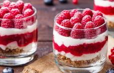 Tiramisu la pahar cu zmeură desert Valentines Day