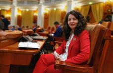 Alexandra Huțu: „Se semnează contractele celor 24 de proiecte de creștere a eficienței energetice din județul Botoșani aprobate la finalul anului trec