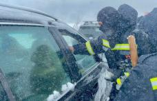 Șofer recalcitrant încătușat și dus la poliție după ce a forțat un filtru rutier