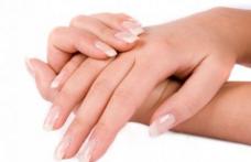 Ai mâinile şi picioarele reci? Consultă un medic, poate fi grav