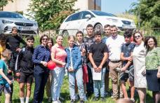 Ziua de 1 Iunie a adus bucurie pentru câteva sute de copii din Bălușeni - FOTO