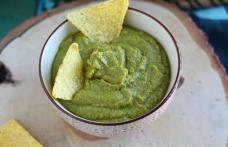 Guacamole de mazăre și lămâie verde