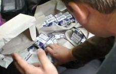 Ţigări de contrabandă transportate cu autobuzul