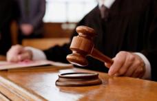 Bărbat trimis în judecată pentru tranzacții bancare ilegale