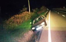 Băut bine la volan, a ajuns cu mașina în șanț. Șoferul a refuzat să meargă la spital și s-a ales cu dosar penal