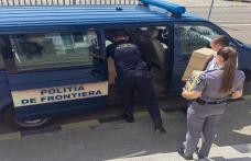 195 de articole electronice și electrice de peste 384.000 de lei, descoperite la Racovăț ascunse în două mijloace de transport