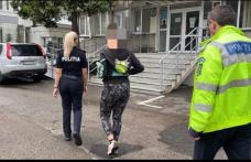 Șoferița care a provocat accidentul de la Coșula și apoi a fugit de la locul faptei a fost reținută pentru 24 de ore
