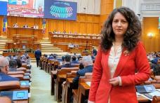 Alexandra Huțu: „De astăzi botoșănenii pot selecta operatorii care le vor instala panourile fotovoltaice.”