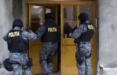 Percheziții pe raza municipiului Botoșani în locuințele unor persoane bănuite de proxenetism
