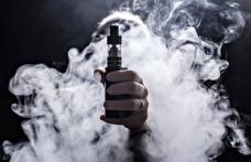 DIICOT a reținut 28 de persoane, printre care un polițist în dosarul vânzării de jeleuri psihoactive și produse de vapat