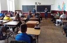 41 de elevi care absentau de la cursuri, descoperiți după o acțiune a polițiștilor din cadrul Biroului Siguranță Școlară