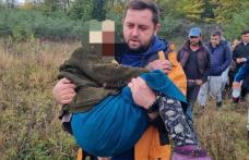 Bătrâna dată dispărută în urmă cu 3 zile a fost găsită de polițiști într-o lizieră, la șapte kilometri de locuință