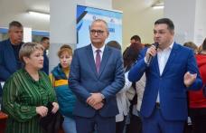 Bursa locurilor de muncă pentru absolvenți organizată la Sala Polivalentă din Botoșani - FOTO