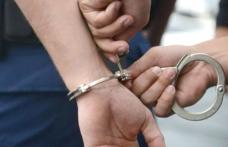 Tineri din Hudești, condamnați pentru distrugere prin incendiere, reținuți de polițiști