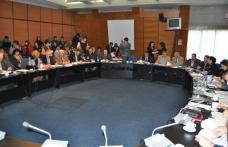 Primăriile nu vor putea folosi banii alocaţi de Consiliul Judeţean. Vezi motivel