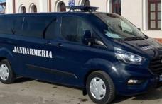 Bărbat urmărit național depistat de jandarmi pe o stradă din Botoșani