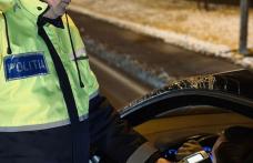 Tânăr ajuns după gratii după ce a încercat să fugă de polițiști, beat, drogat și fără permis la volan