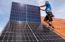 Un nou tip de furt în reţeaua de energie din România. Ce au ajuns să facă unii deţinători de panouri fotovoltaice