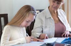 Profesorii care dau meditații elevilor de la clasă, interziși la catedră timp de șapte ani