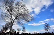 Informare meteo emisă de ANM: Precipitații și intensificări ale vântului inclusiv în județul Botoșani