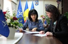 Bibliotecă pe roți la Botoșani