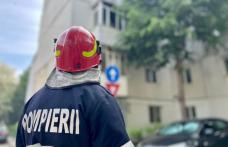 O lumânare aprinsă lăsată nesupravegheată a provocat un incendiu în balconul unui apartament din Botoșani