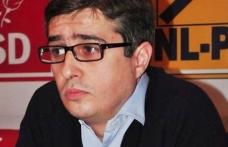 Andrei Dolineaschi: „Înlocuirea lui Emil Boc cu şeful SIE aminteşte de lupta dintre Securitate şi Partidul Comunist din timpul lui Ceauşescu”