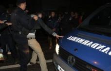 A făcut un scandal pentru că nu a mai fost servit de către barman