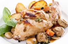 Avertizarea nutriționiștilor: Cancer de la legume şi carne gătite excesiv