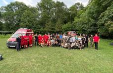 Pompierii botoșăneni alături de copiii de la Tabăra Militară de Airsoft din Agafton - FOTO