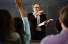 Profesorii, plătiți în funcție de elevi